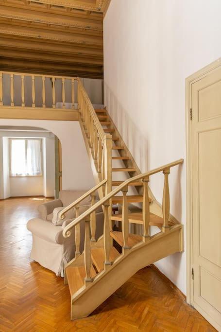 Strategic 2Br Apartment Флоренция Екстериор снимка