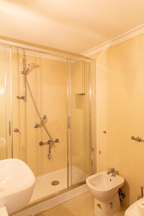 Strategic 2Br Apartment Флоренция Екстериор снимка